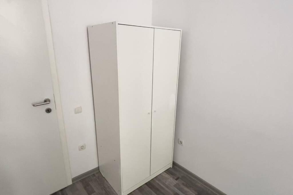 Cosy Studio Near Central Station Apartment Виена Екстериор снимка