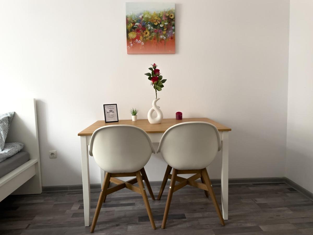 Cosy Studio Near Central Station Apartment Виена Екстериор снимка